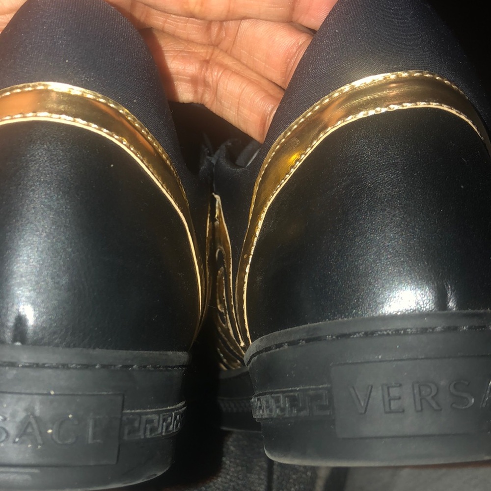 Versace - Picture 4 of 5